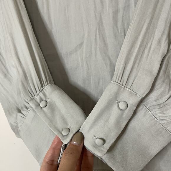 NWOT ANTHROPOLOGIE MAISON d’AMELIE BLOUSE LIGHT SAGE GREEN SIZE SMALL - Picture 3 of 5